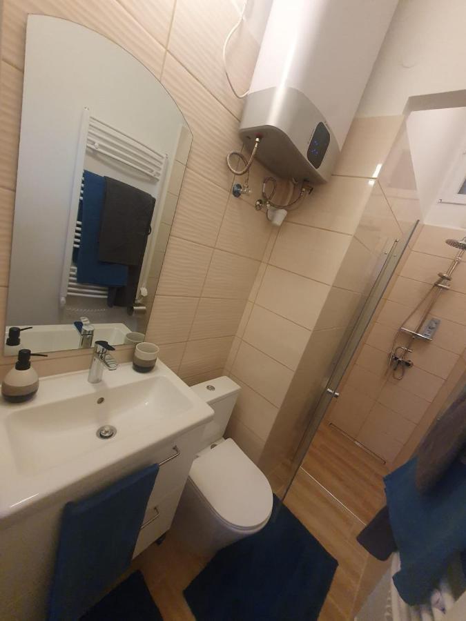 Petofi Apartment With Air Condition บูดาเปสต์ ภายนอก รูปภาพ